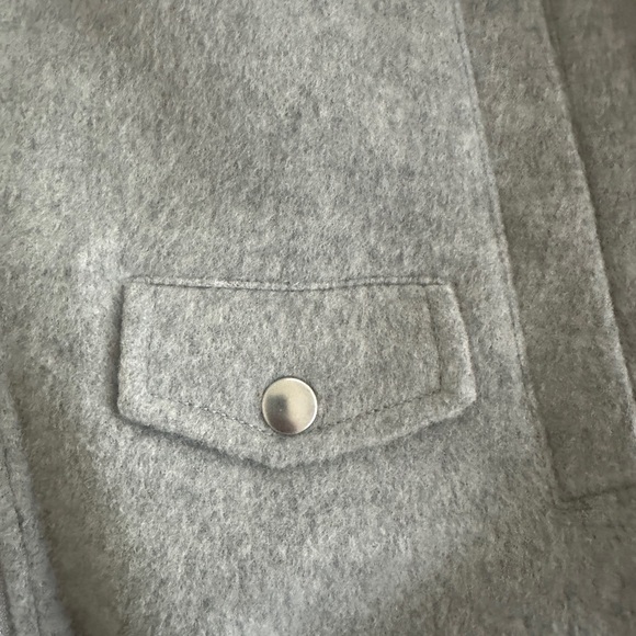 Theory Wool-Cashmere Belted Moto Jacket in Light Grey – Size M - Picture 11 of 11